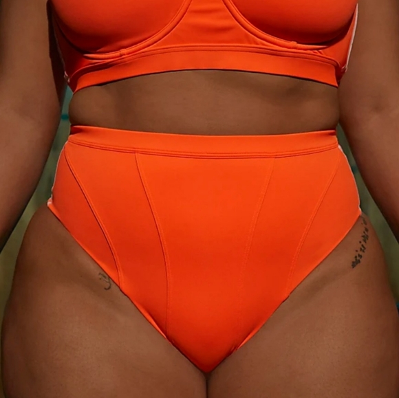 BIKINI BOTTOM IVY PARK 2x - Picture 2 of 5